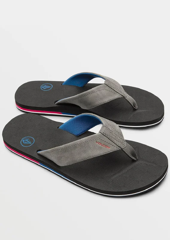 Men's Casual Shoes Volcom Men's Victor Slipper