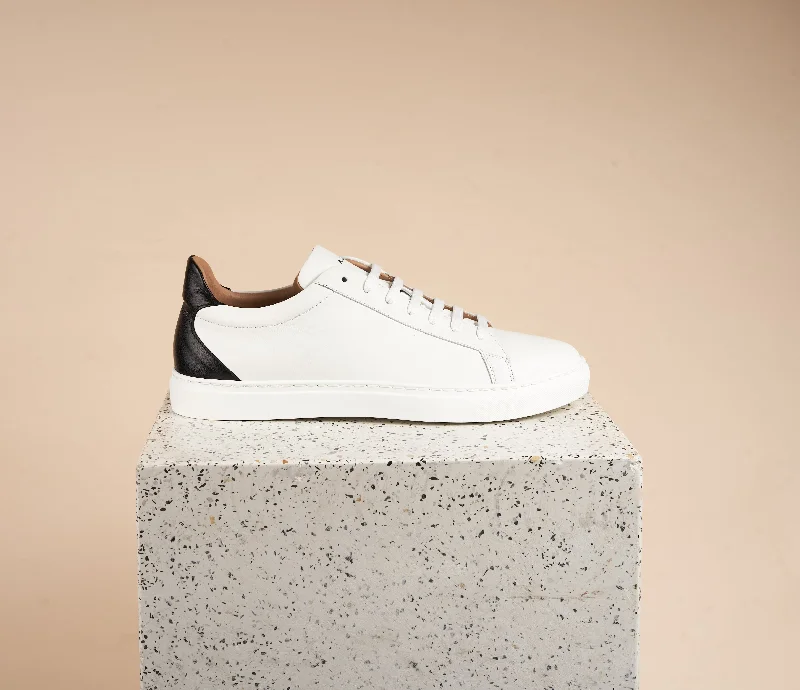 Lightweight Breathable Shoes For Men Men: Amalfi - Great White/Black Sneakers
