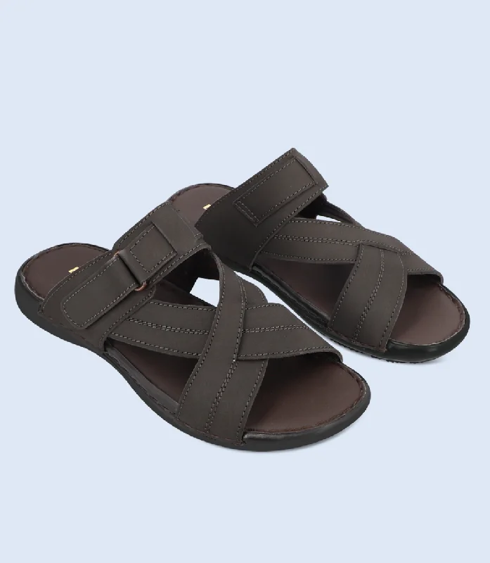 Weekend Special Offer On Sports Shoes BM5671-ESPREESO-Men Slippers