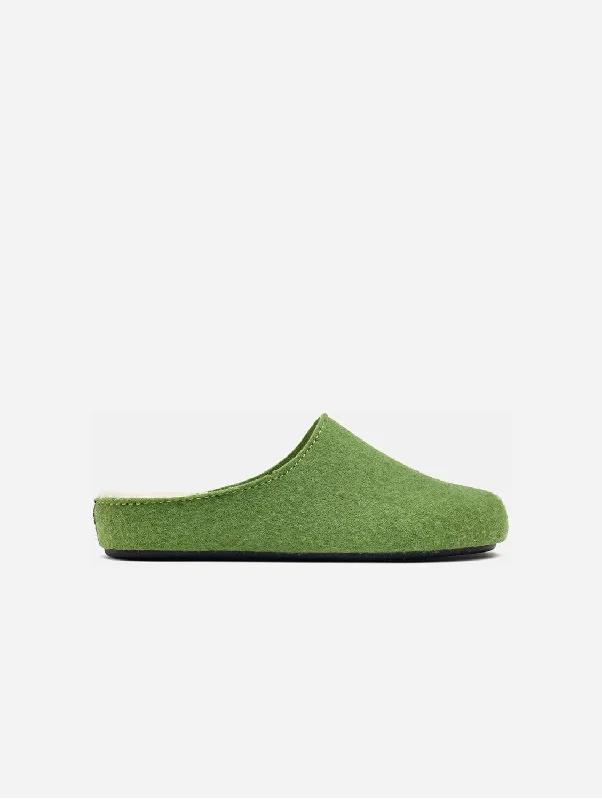 Limited Stock On High-Quality Shoes At Great Prices Date Men's Vegan Mule Slippers | Green Limited Stock On High-Quality Shoes At Great Prices Date Men's Vegan Mule Slippers | Green