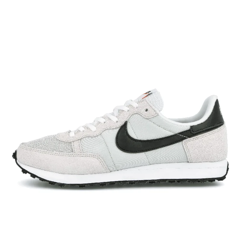 Men's Stylish Shoes Challenger OG Sneaker (Light Bone)