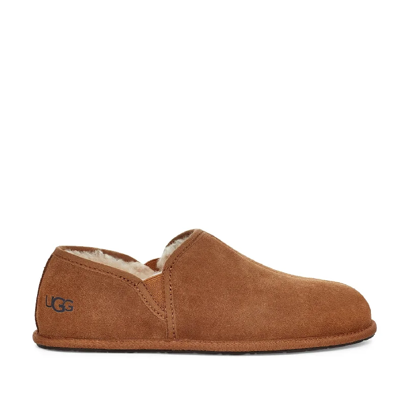 Men's Versatile Shoes UGG Men's Scuff Romeo II in Chestnut