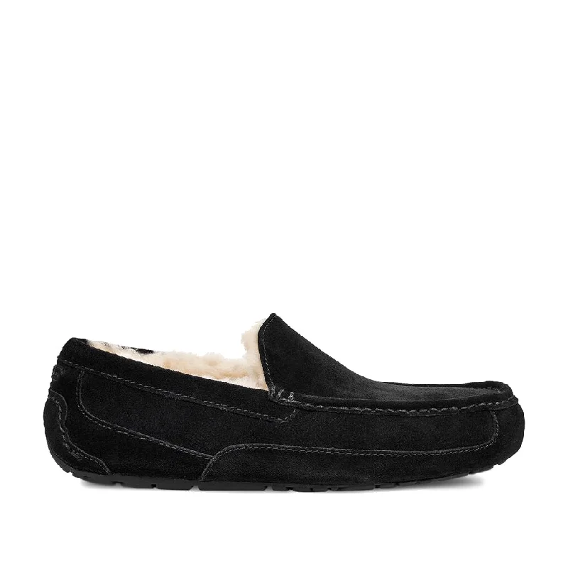 Men's All-Season Shoes UGG Men's Ascot in Black Suede