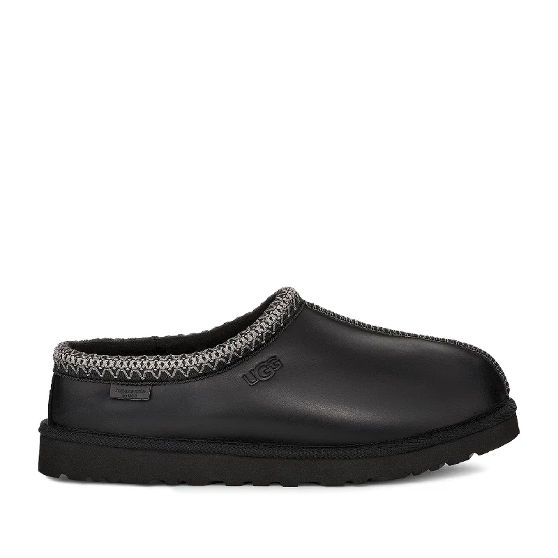 Men's Comfortable Boots UGG Men's Tasman LTHR Regen in Black