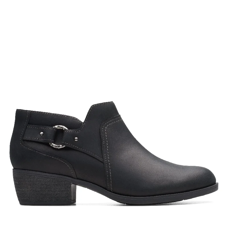 Clarks Charlten Grace in Black Leather