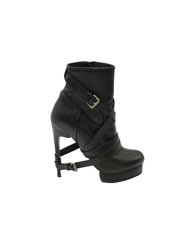 Nicholas Kirkwood Platform Ankle Boots with Straps in Black Leather