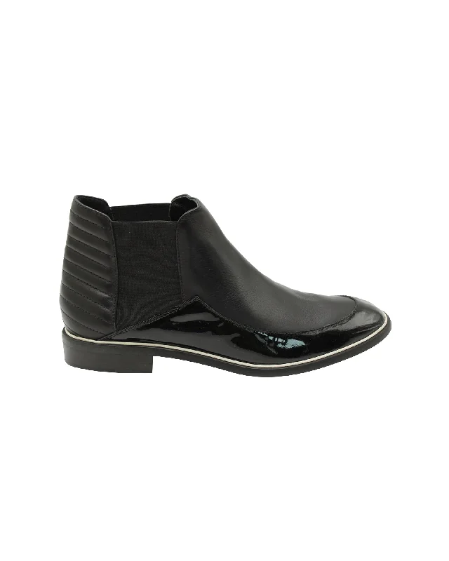 Nicholas Kirkwood Quilted Ankle Boots in Black Leather