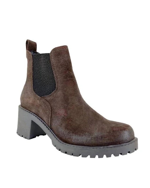 Trento Waterproof Chelsea Boot In Brown