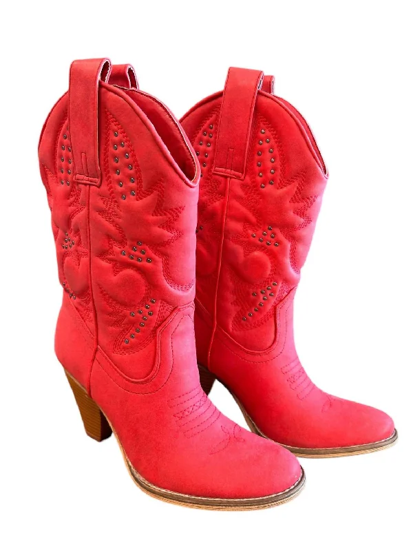 Women's Arienette Boots In Red