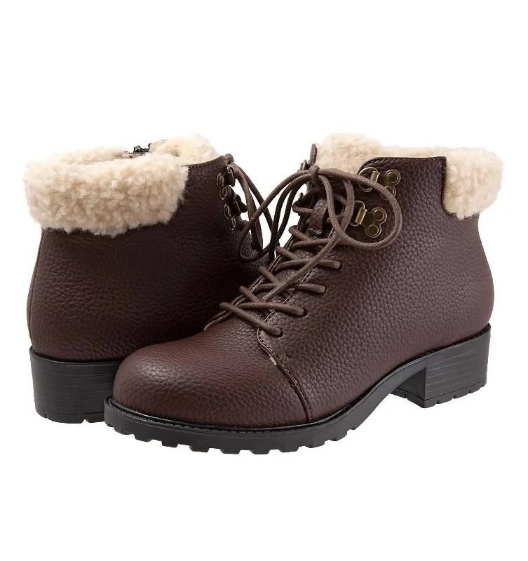 Women's Becky 2.0 Boot - Ww Width In Dark Brown