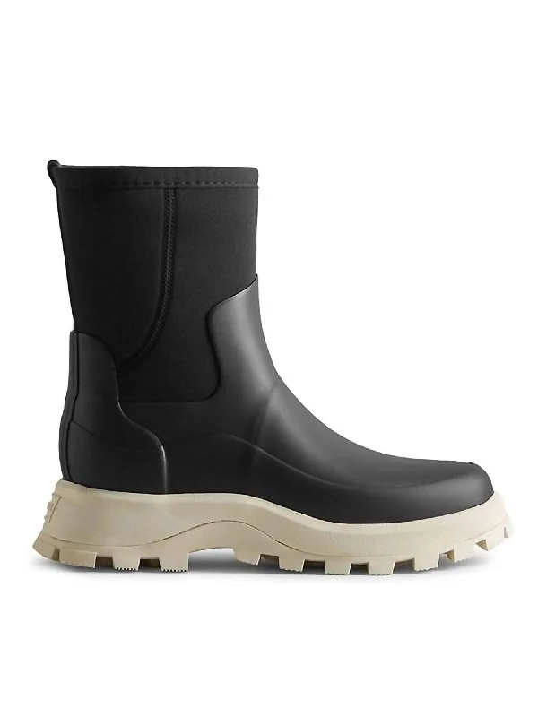 Women's City Explorer Short Boot In Black/shaded White