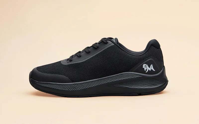 Unbeatable Prices On Top-Brand Shoes Casual Trainers : Classic Black
