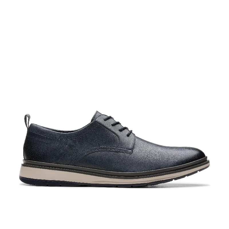 Men's Stylish Shoes Clarks Chantry Lo in Blue Leather