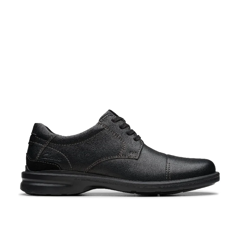 Men's Sporty Shoes Clarks Gessler Cap in Black Leather