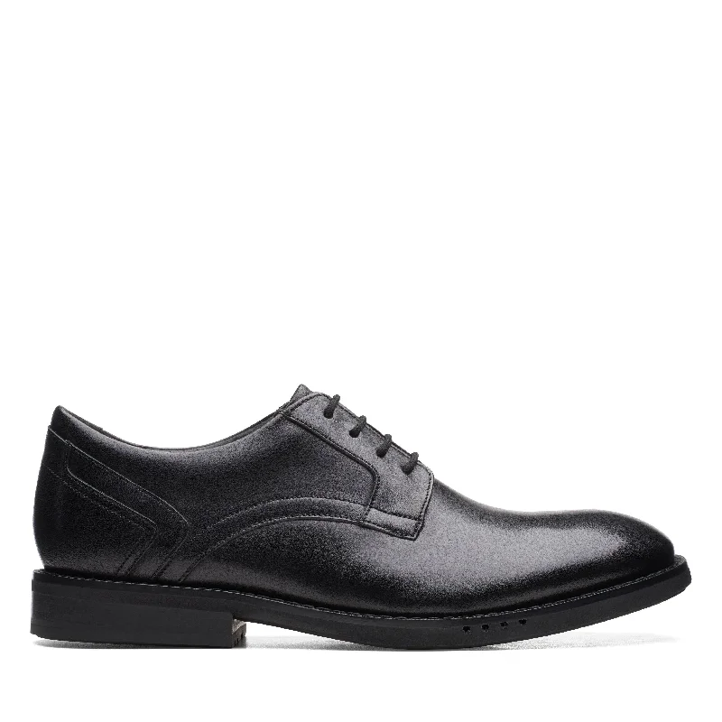 Men's Elegant Shoes Clarks Un Hugh Lace in Black Leather