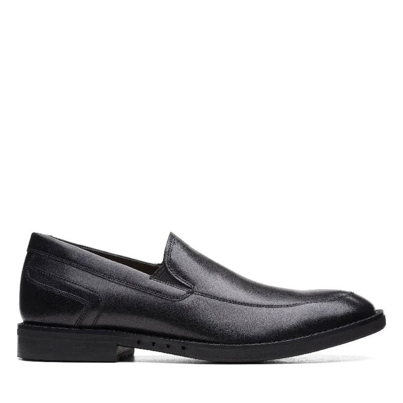 Men's Casual Shoes Clarks Un Hugh Step in Black Leather