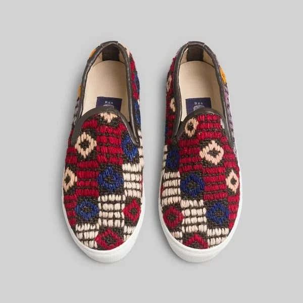 Women's Kilim Sneaker Size 9